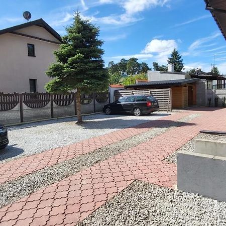 Noclegi Tuszyn M Bagian luar foto